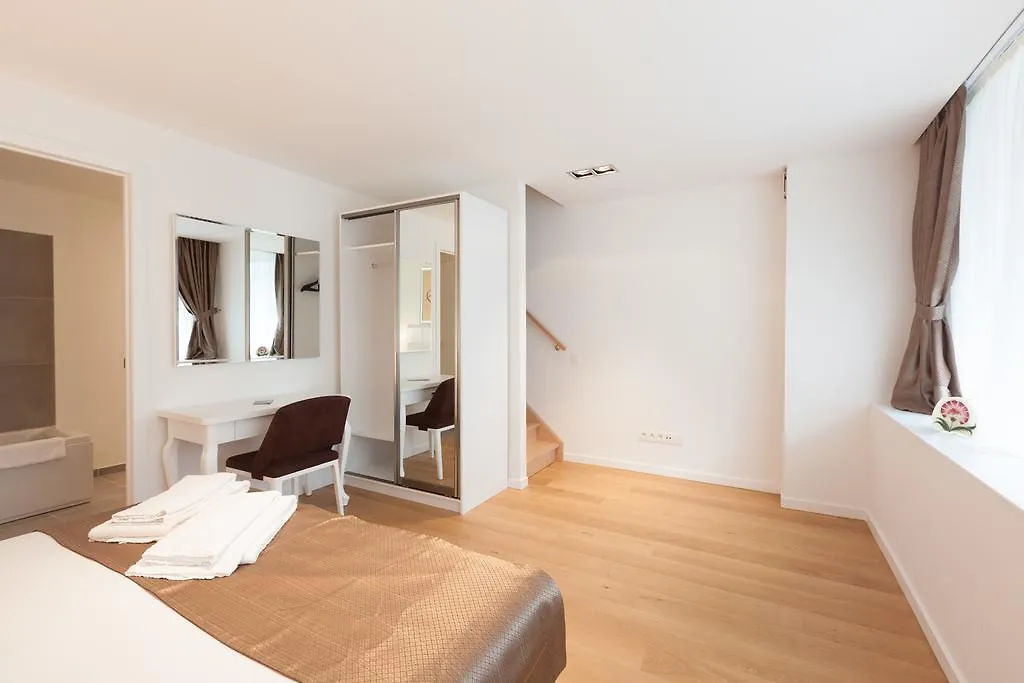 Residence Regent 55 Brussels Belgium